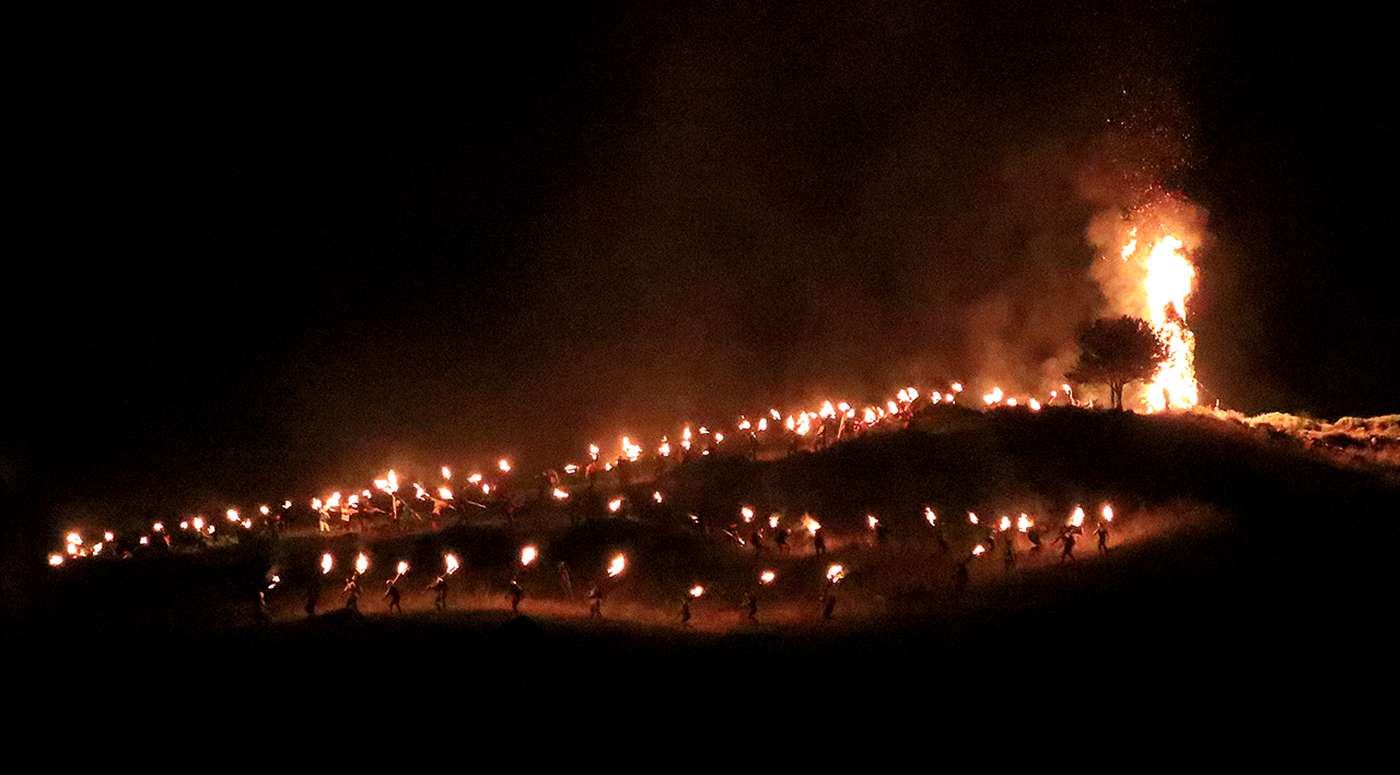 Foto de Lleida en la noche de Sant Joan