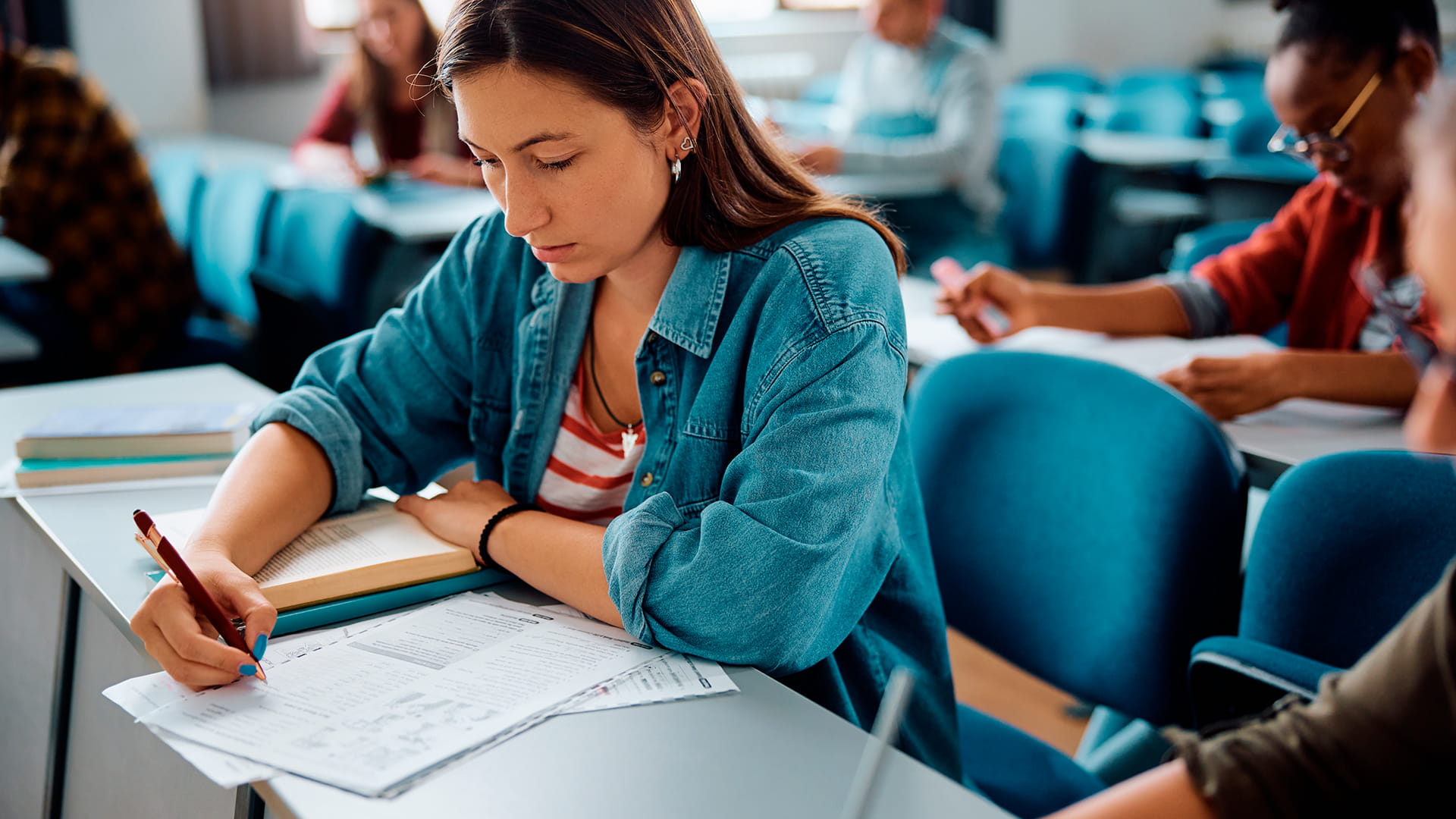 Banco Santander fa evolucionar el seu suport a l'educació superior amb un model de beques i ajuts més digital i universal